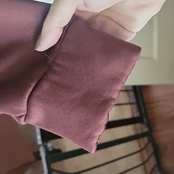 Yogalicious scuba pullover - Picture 4 of 9